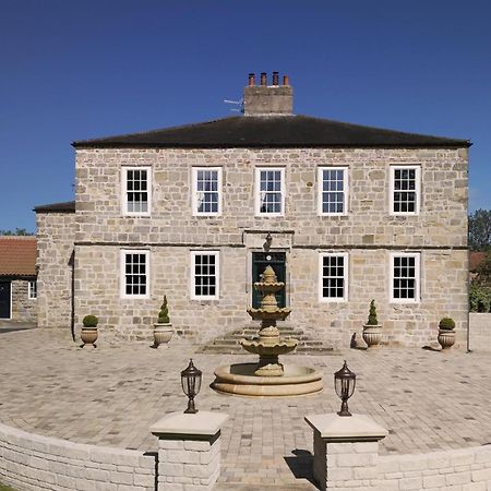 Killerby Old Hall With Hot Tub And Swimming Pool Scarborough Exteriér fotografie